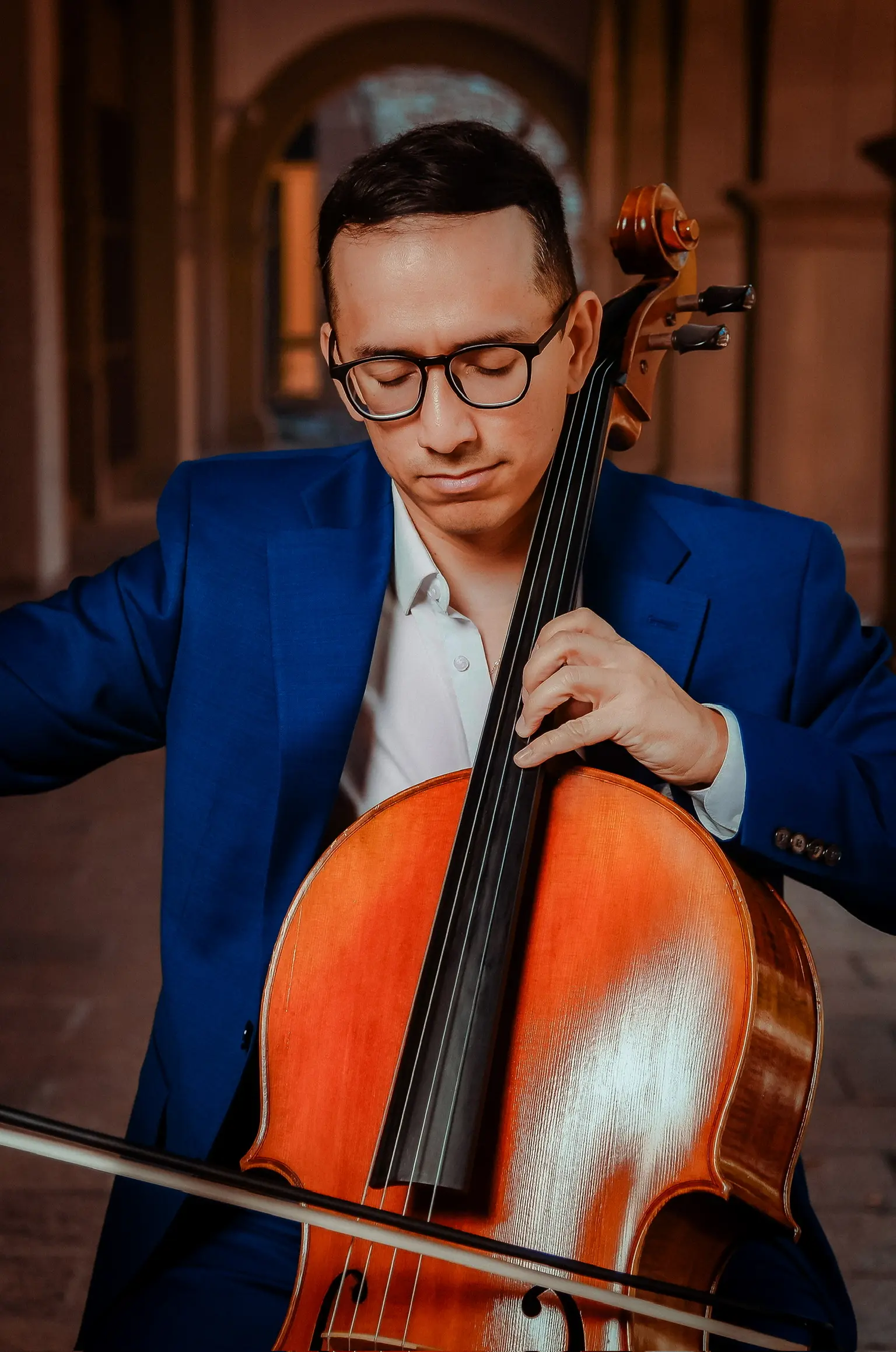 Mauricio Rocha performing — photo 4