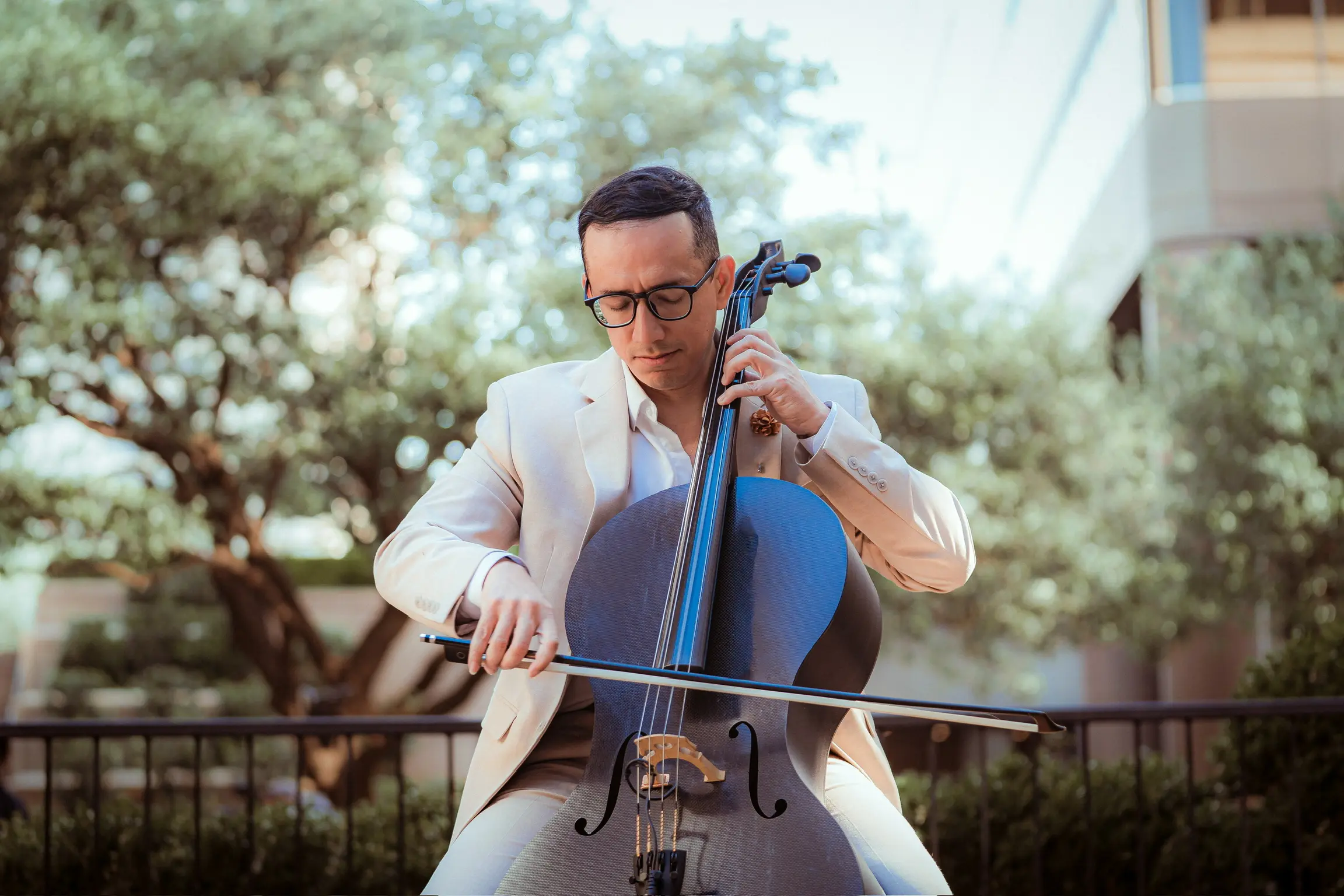 Mauricio Rocha performing — photo 7